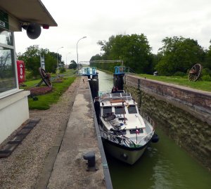 Foto: Anlegestelle am Loire-Kanal
